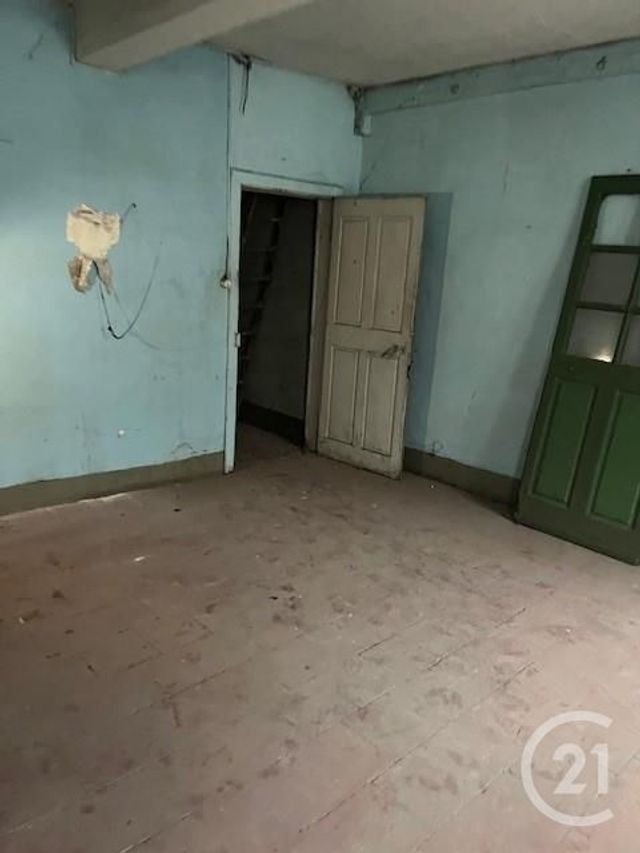 Afficher la photo en grand immeuble à vendre - 280.0 m2 - CASTRES - 81 - MIDI-PYRENEES - Century 21 C.G.I.