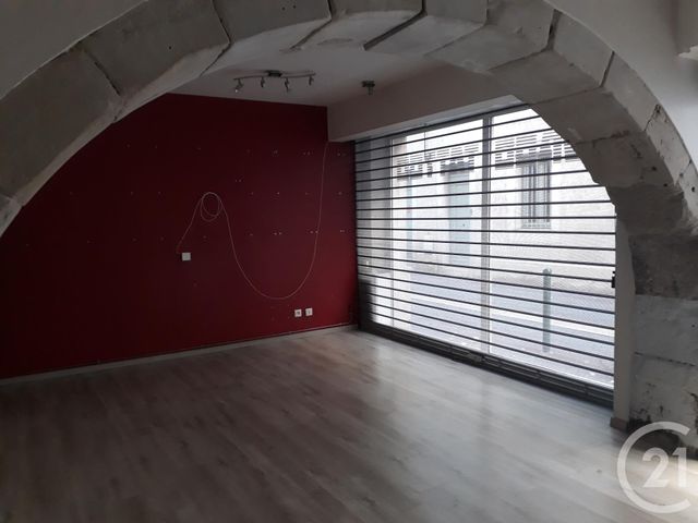 Afficher la photo en grand Appartement à louer - 4 pièces - 58.24 m2 - CASTRES - 81 - MIDI-PYRENEES - Century 21 C.G.I.