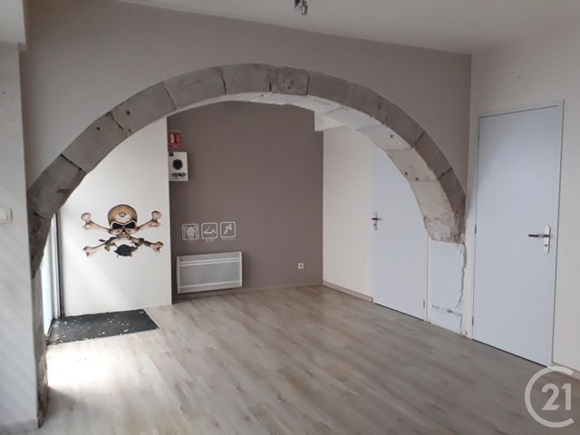 Afficher la photo en grand Appartement à louer - 4 pièces - 58.24 m2 - CASTRES - 81 - MIDI-PYRENEES - Century 21 C.G.I.