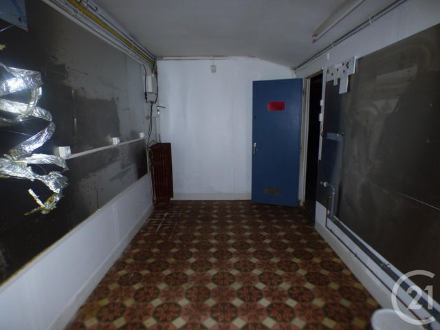 Afficher la photo en grand immeuble à vendre - 157.0 m2 - CASTRES - 81 - MIDI-PYRENEES - Century 21 C.G.I.