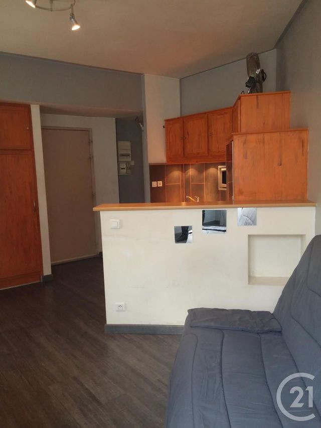 Afficher la photo en grand appartement à vendre - 1 pièce - 21.63 m2 - CASTRES - 81 - MIDI-PYRENEES - Century 21 C.G.I.