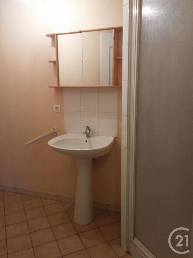 Afficher la photo en grand appartement à vendre - 1 pièce - 21.63 m2 - CASTRES - 81 - MIDI-PYRENEES - Century 21 C.G.I.