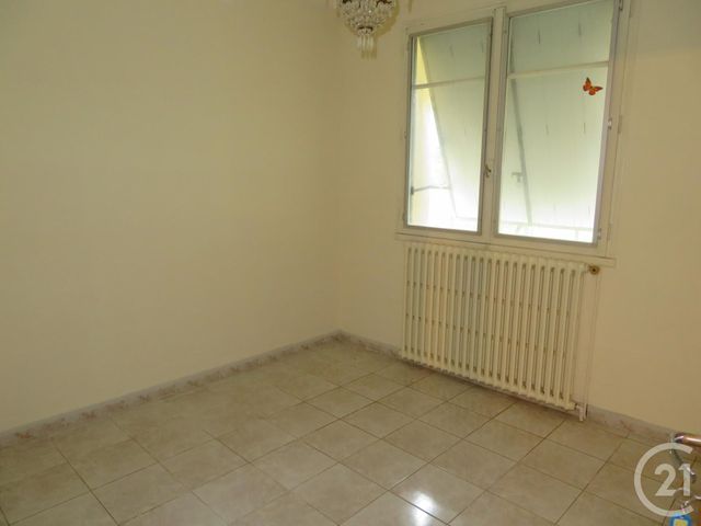 Afficher la photo en grand maison à vendre - 8 pièces - 144.0 m2 - LACAUNE - 81 - MIDI-PYRENEES - Century 21 C.G.I.