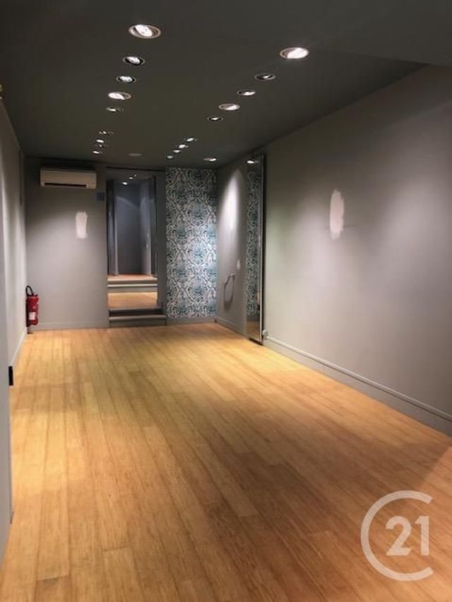 Afficher la photo en grand Appartement à louer - 8 pièces - 110.0 m2 - CASTRES - 81 - MIDI-PYRENEES - Century 21 C.G.I.