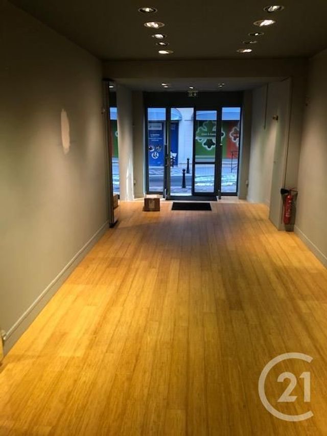 Afficher la photo en grand Appartement à louer - 8 pièces - 110.0 m2 - CASTRES - 81 - MIDI-PYRENEES - Century 21 C.G.I.