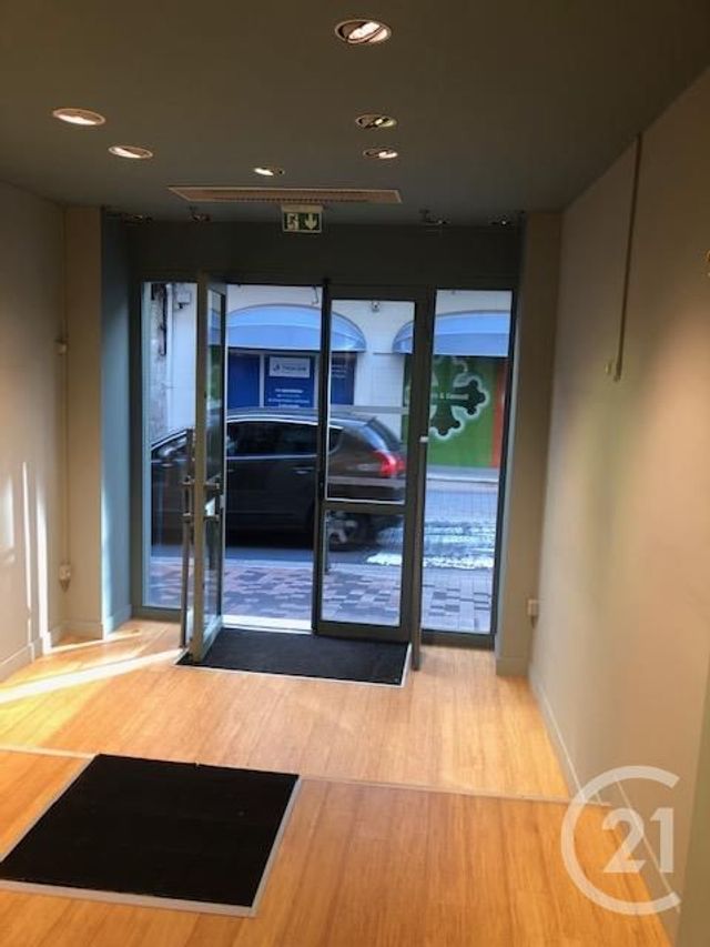 Afficher la photo en grand Appartement à louer - 8 pièces - 110.0 m2 - CASTRES - 81 - MIDI-PYRENEES - Century 21 C.G.I.