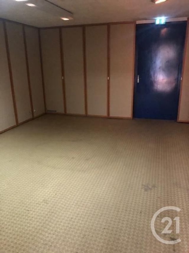Afficher la photo en grand Appartement à louer - 8 pièces - 110.0 m2 - CASTRES - 81 - MIDI-PYRENEES - Century 21 C.G.I.