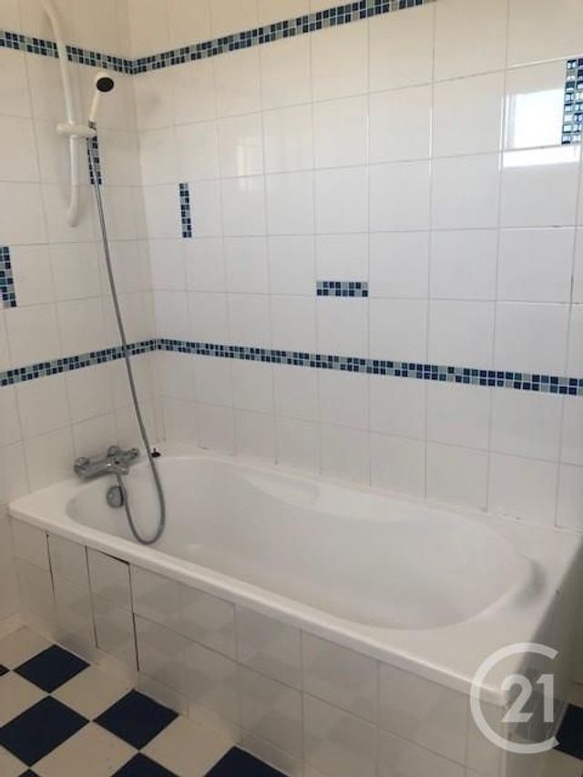 maison à vendre - 9 pièces - 235.0 m2 - CASTRES - 81 - MIDI-PYRENEES - Century 21 C.G.I.