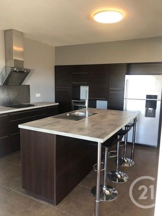 maison à vendre - 9 pièces - 235.0 m2 - CASTRES - 81 - MIDI-PYRENEES - Century 21 C.G.I.