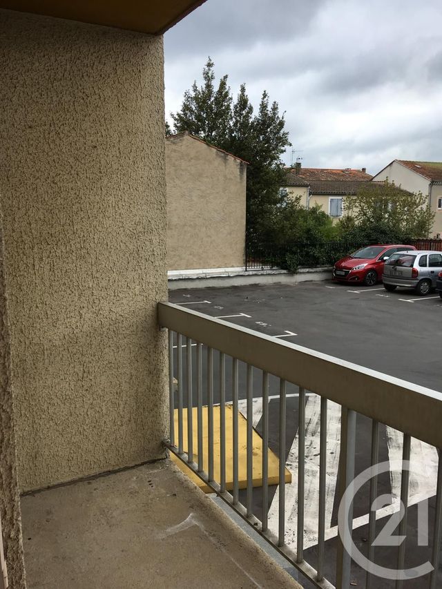 Studio à louer - 1 pièce - 18.0 m2 - CASTRES - 81 - MIDI-PYRENEES - Century 21 C.G.I. Studio à louer - 1 pièce - 18.0 m2 - CASTRES - 81 - MIDI-PYRENEES - Century 21 C.G.I.
