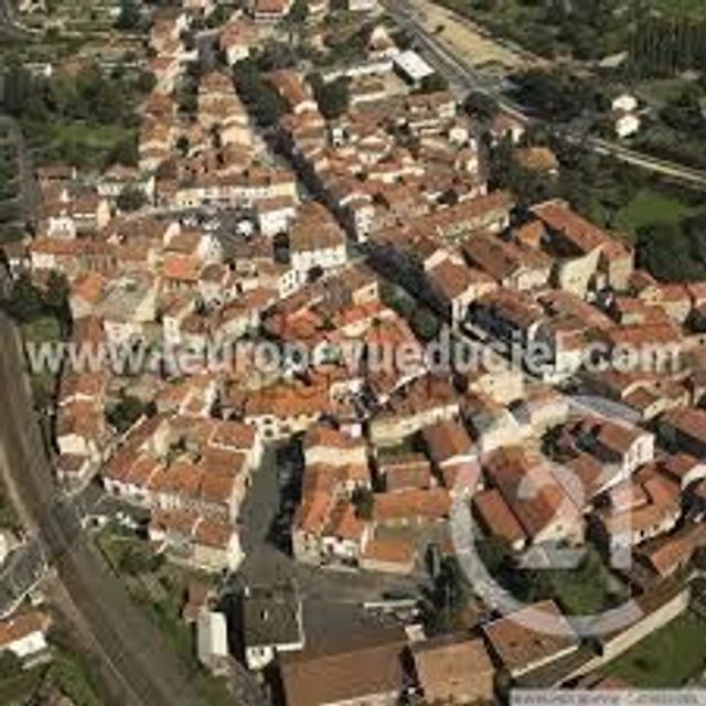 Afficher la photo en grand maison à vendre - 3 pièces - 60.0 m2 - BRASSAC - 81 - MIDI-PYRENEES - Century 21 C.G.I.