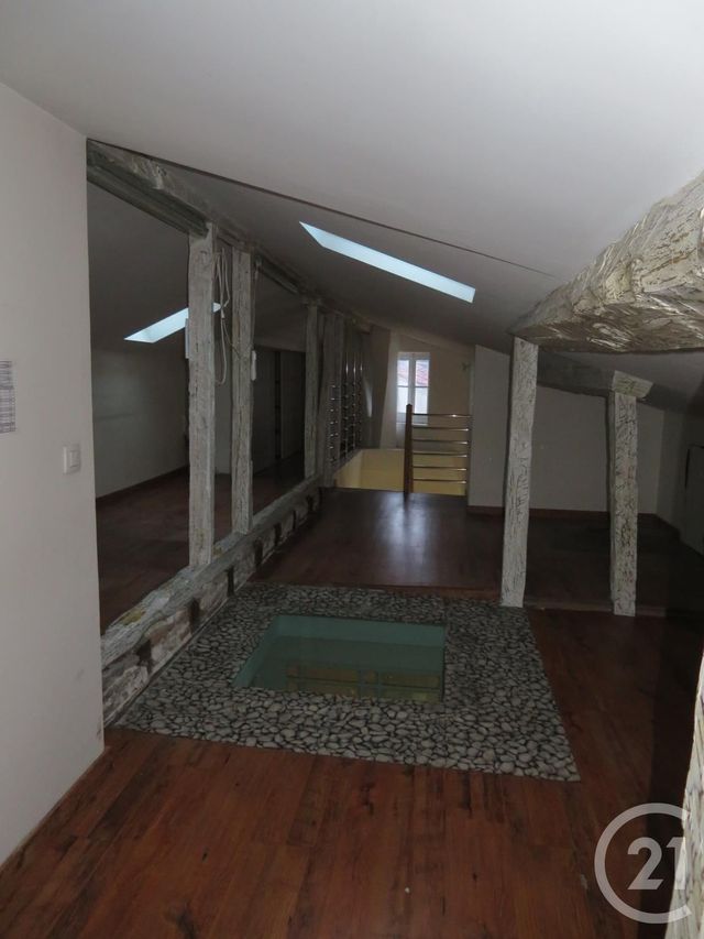 Afficher la photo en grand Appartement F6 à vendre - 5 pièces - 216.0 m2 - CASTRES - 81 - MIDI-PYRENEES - Century 21 C.G.I.