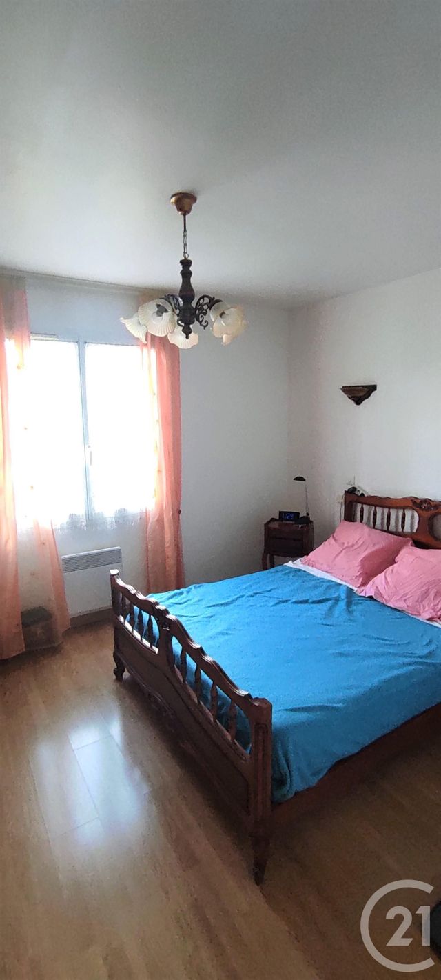 Afficher la photo en grand maison à vendre - 5 pièces - 79.86 m2 - VIELMUR SUR AGOUT - 81 - MIDI-PYRENEES - Century 21 C.G.I.