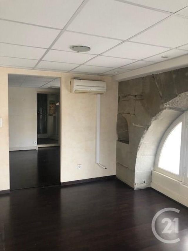 Afficher la photo en grand immeuble à vendre - 75.0 m2 - CASTRES - 81 - MIDI-PYRENEES - Century 21 C.G.I.