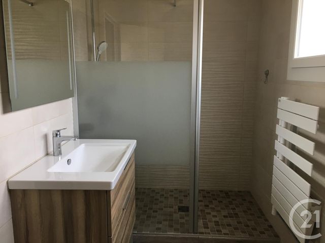 maison à louer - 5 pièces - 124.55 m2 - CASTRES - 81 - MIDI-PYRENEES - Century 21 C.G.I. maison à louer - 5 pièces - 124.55 m2 - CASTRES - 81 - MIDI-PYRENEES - Century 21 C.G.I.