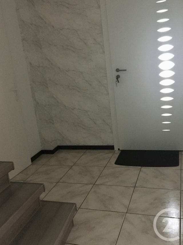 maison à louer - 5 pièces - 124.55 m2 - CASTRES - 81 - MIDI-PYRENEES - Century 21 C.G.I. maison à louer - 5 pièces - 124.55 m2 - CASTRES - 81 - MIDI-PYRENEES - Century 21 C.G.I.