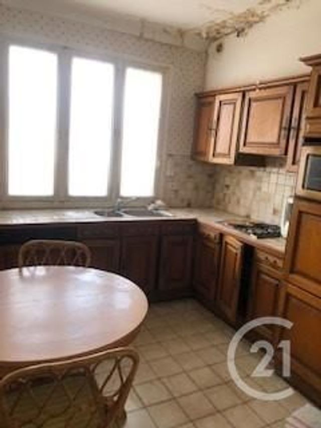 Appartement F5 à vendre - 6 pièces - 93.37 m2 - CASTRES - 81 - MIDI-PYRENEES - Century 21 C.G.I.
