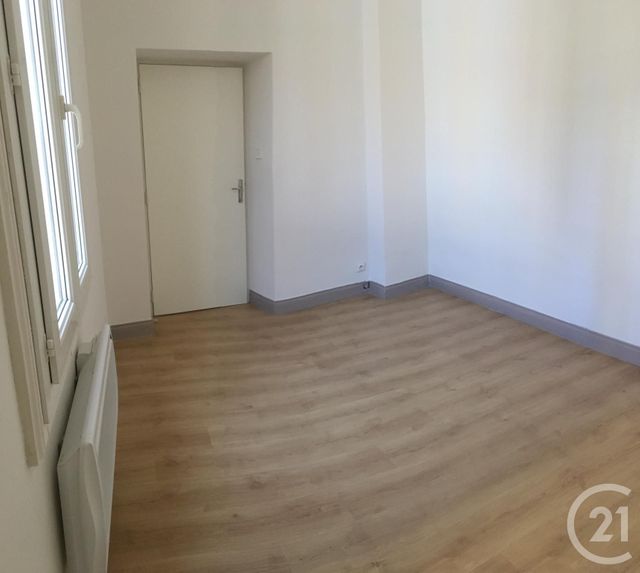 Afficher la photo en grand Appartement F3 à louer - 3 pièces - 61.05 m2 - CASTRES - 81 - MIDI-PYRENEES - Century 21 C.G.I.