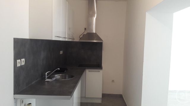 Afficher la photo en grand Appartement F3 à louer - 3 pièces - 56.9 m2 - CASTRES - 81 - MIDI-PYRENEES - Century 21 C.G.I.