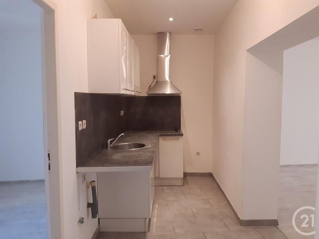 Afficher la photo en grand Appartement F3 à louer - 3 pièces - 56.9 m2 - CASTRES - 81 - MIDI-PYRENEES - Century 21 C.G.I.