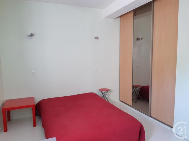 Appartement F3 à louer - 3 pièces - 61.14 m2 - CASTRES - 81 - MIDI-PYRENEES - Century 21 C.G.I. Appartement F3 à louer - 3 pièces - 61.14 m2 - CASTRES - 81 - MIDI-PYRENEES - Century 21 C.G.I.