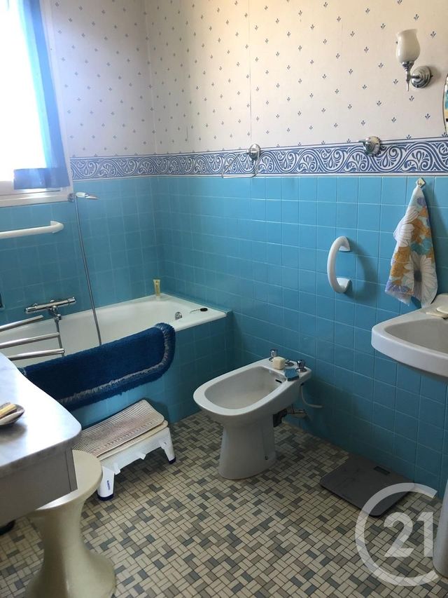maison à vendre - 5 pièces - 123.0 m2 - CASTRES - 81 - MIDI-PYRENEES - Century 21 C.G.I. maison à vendre - 5 pièces - 123.0 m2 - CASTRES - 81 - MIDI-PYRENEES - Century 21 C.G.I.