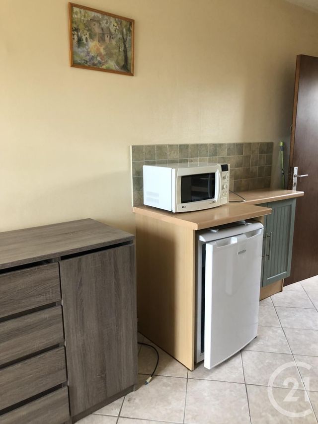 Studio à vendre - 1 pièce - 18.0 m2 - 81 - MIDI-PYRENEES - Century 21 C.G.I. Studio à vendre - 1 pièce - 18.0 m2 - 81 - MIDI-PYRENEES - Century 21 C.G.I.