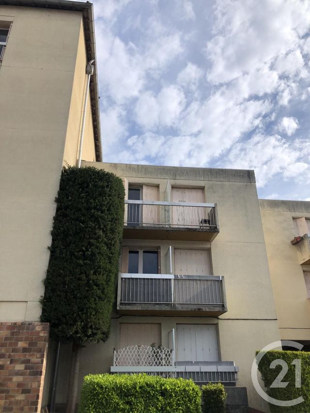 Studio à vendre - 1 pièce - 18.0 m2 - 81 - MIDI-PYRENEES - Century 21 C.G.I. Studio à vendre - 1 pièce - 18.0 m2 - 81 - MIDI-PYRENEES - Century 21 C.G.I.