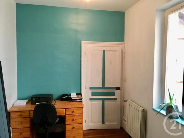 Appartement F4 à louer - 4 pièces - 91.0 m2 - CASTRES - 81 - MIDI-PYRENEES - Century 21 C.G.I. Appartement F4 à louer - 4 pièces - 91.0 m2 - CASTRES - 81 - MIDI-PYRENEES - Century 21 C.G.I.
