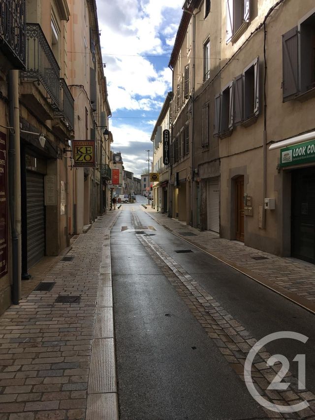 Appartement F4 à louer - 4 pièces - 91.0 m2 - CASTRES - 81 - MIDI-PYRENEES - Century 21 C.G.I. Appartement F4 à louer - 4 pièces - 91.0 m2 - CASTRES - 81 - MIDI-PYRENEES - Century 21 C.G.I.
