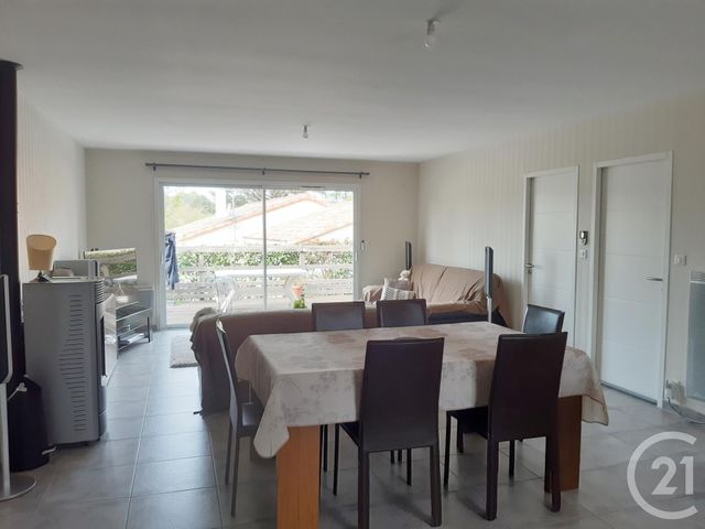 maison à louer - 4 pièces - 95.42 m2 - ROQUECOURBE - 81 - MIDI-PYRENEES - Century 21 C.G.I. maison à louer - 4 pièces - 95.42 m2 - ROQUECOURBE - 81 - MIDI-PYRENEES - Century 21 C.G.I.