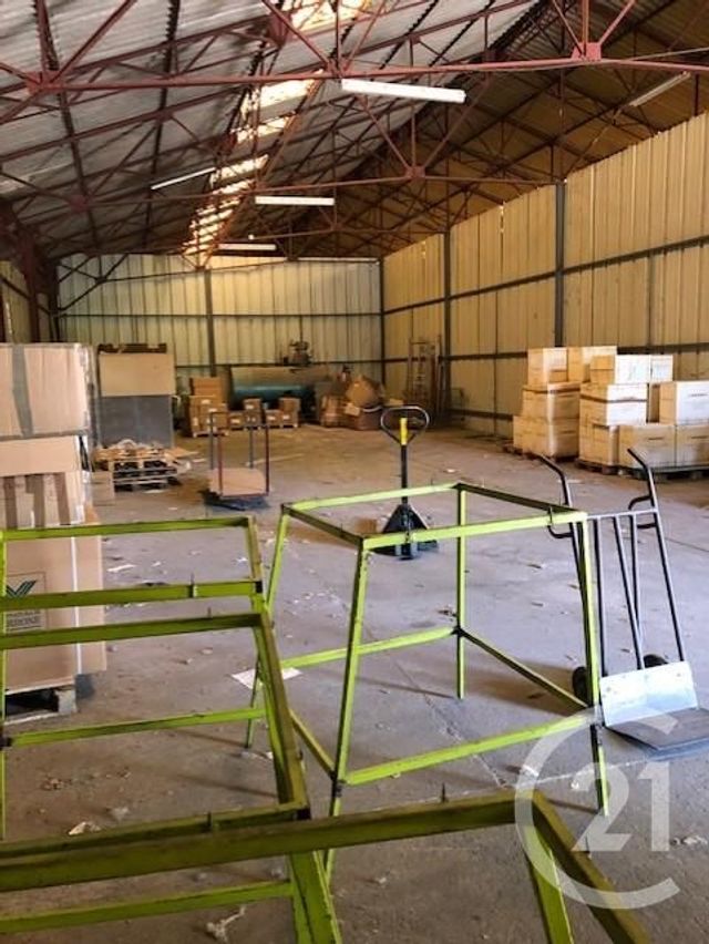 immeuble à vendre - 1240.0 m2 - CASTRES - 81 - MIDI-PYRENEES - Century 21 C.G.I. immeuble à vendre - 1240.0 m2 - CASTRES - 81 - MIDI-PYRENEES - Century 21 C.G.I.