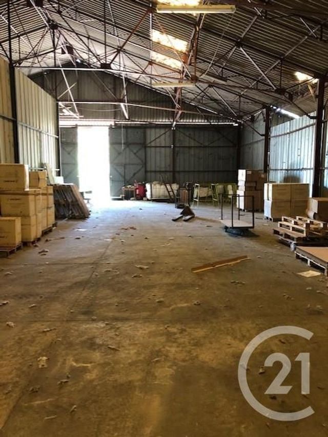 immeuble à vendre - 1240.0 m2 - CASTRES - 81 - MIDI-PYRENEES - Century 21 C.G.I. immeuble à vendre - 1240.0 m2 - CASTRES - 81 - MIDI-PYRENEES - Century 21 C.G.I.