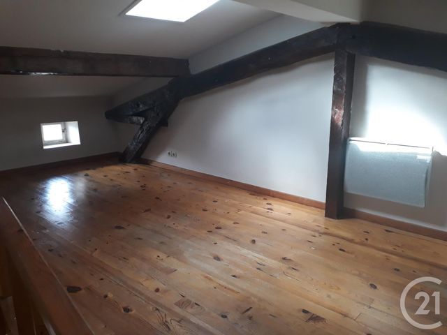 Appartement F2 à louer - 2 pièces - 37.0 m2 - CASTRES - 81 - MIDI-PYRENEES - Century 21 C.G.I. Appartement F2 à louer - 2 pièces - 37.0 m2 - CASTRES - 81 - MIDI-PYRENEES - Century 21 C.G.I.