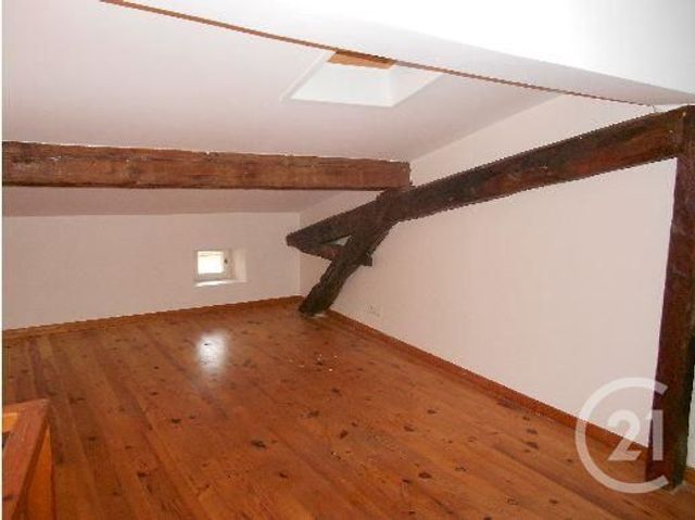 Appartement F2 à louer - 2 pièces - 37.0 m2 - CASTRES - 81 - MIDI-PYRENEES - Century 21 C.G.I. Appartement F2 à louer - 2 pièces - 37.0 m2 - CASTRES - 81 - MIDI-PYRENEES - Century 21 C.G.I.