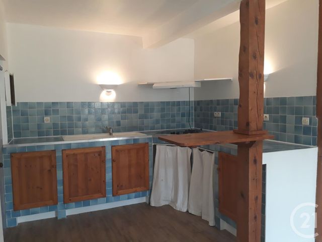 Appartement F2 à louer - 2 pièces - 37.0 m2 - CASTRES - 81 - MIDI-PYRENEES - Century 21 C.G.I. Appartement F2 à louer - 2 pièces - 37.0 m2 - CASTRES - 81 - MIDI-PYRENEES - Century 21 C.G.I.