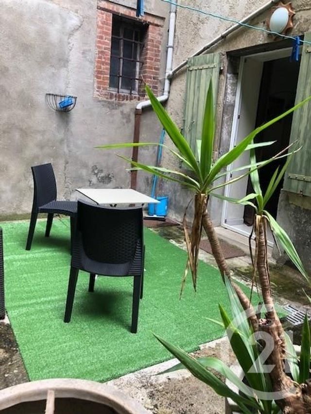 Appartement F1 à louer - 1 pièce - 20.26 m2 - CASTRES - 81 - MIDI-PYRENEES - Century 21 C.G.I. Appartement F1 à louer - 1 pièce - 20.26 m2 - CASTRES - 81 - MIDI-PYRENEES - Century 21 C.G.I.