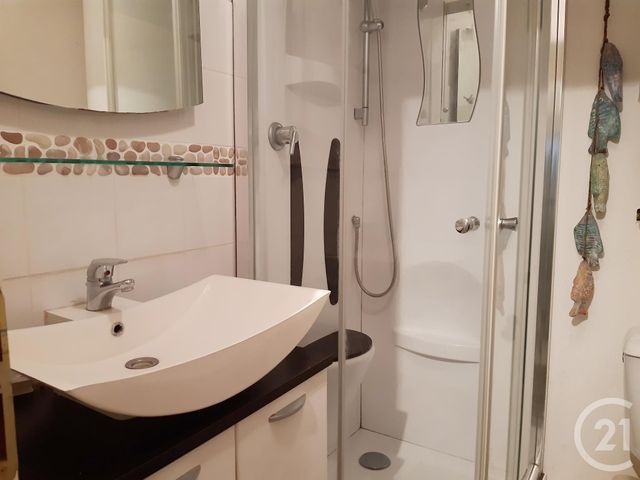 Appartement F1 à louer - 1 pièce - 20.26 m2 - CASTRES - 81 - MIDI-PYRENEES - Century 21 C.G.I. Appartement F1 à louer - 1 pièce - 20.26 m2 - CASTRES - 81 - MIDI-PYRENEES - Century 21 C.G.I.