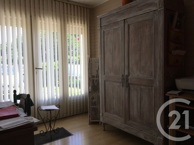 maison à vendre - 4 pièces - 99.41 m2 - SOUAL - 81 - MIDI-PYRENEES - Century 21 C.G.I. maison à vendre - 4 pièces - 99.41 m2 - SOUAL - 81 - MIDI-PYRENEES - Century 21 C.G.I.