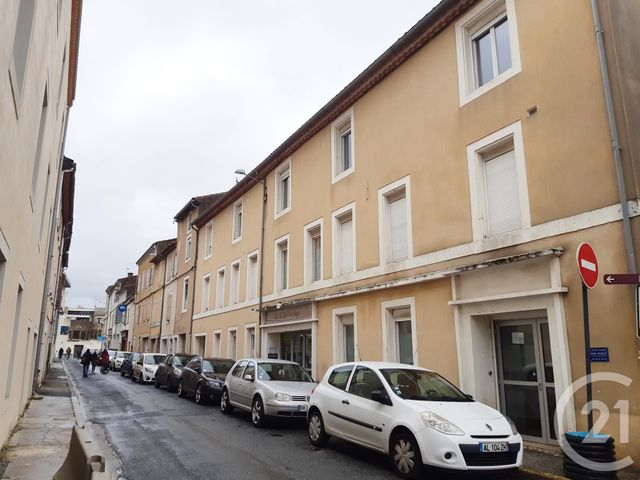 Appartement F1 à louer - 1 pièce - 20.0 m2 - CASTRES - 81 - MIDI-PYRENEES - Century 21 C.G.I. Appartement F1 à louer - 1 pièce - 20.0 m2 - CASTRES - 81 - MIDI-PYRENEES - Century 21 C.G.I.