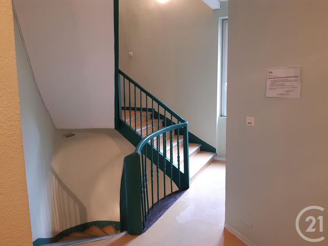 Appartement F1 à louer - 1 pièce - 20.0 m2 - CASTRES - 81 - MIDI-PYRENEES - Century 21 C.G.I. Appartement F1 à louer - 1 pièce - 20.0 m2 - CASTRES - 81 - MIDI-PYRENEES - Century 21 C.G.I.