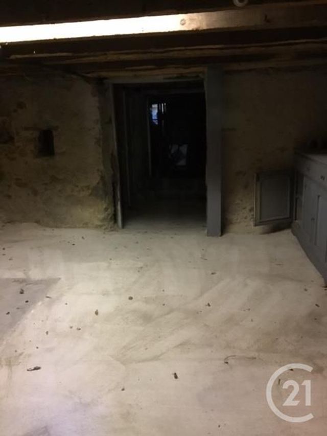 Appartement F3 à vendre - 4 pièces - 117.0 m2 - MAZAMET - 81 - MIDI-PYRENEES - Century 21 C.G.I. Appartement F3 à vendre - 4 pièces - 117.0 m2 - MAZAMET - 81 - MIDI-PYRENEES - Century 21 C.G.I.