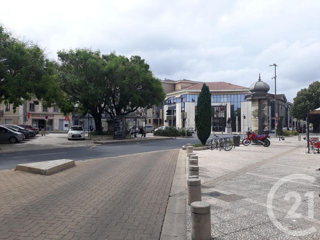 Appartement F2 à louer - 2 pièces - 41.0 m2 - CASTRES - 81 - MIDI-PYRENEES - Century 21 C.G.I. Appartement F2 à louer - 2 pièces - 41.0 m2 - CASTRES - 81 - MIDI-PYRENEES - Century 21 C.G.I.
