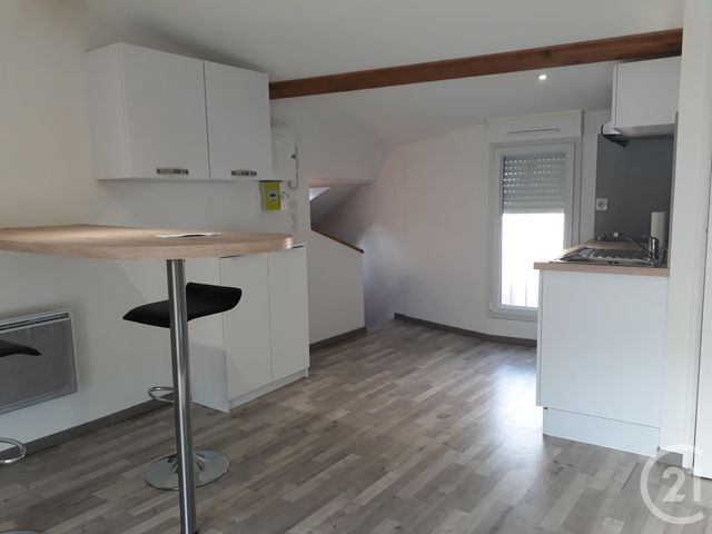 Studio à louer - 1 pièce - 22.31 m2 - CASTRES - 81 - MIDI-PYRENEES - Century 21 C.G.I. Studio à louer - 1 pièce - 22.31 m2 - CASTRES - 81 - MIDI-PYRENEES - Century 21 C.G.I.