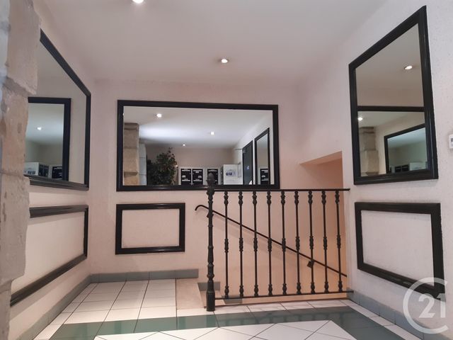 Appartement F2 à louer - 2 pièces - 45.19 m2 - CASTRES - 81 - MIDI-PYRENEES - Century 21 C.G.I. Appartement F2 à louer - 2 pièces - 45.19 m2 - CASTRES - 81 - MIDI-PYRENEES - Century 21 C.G.I.