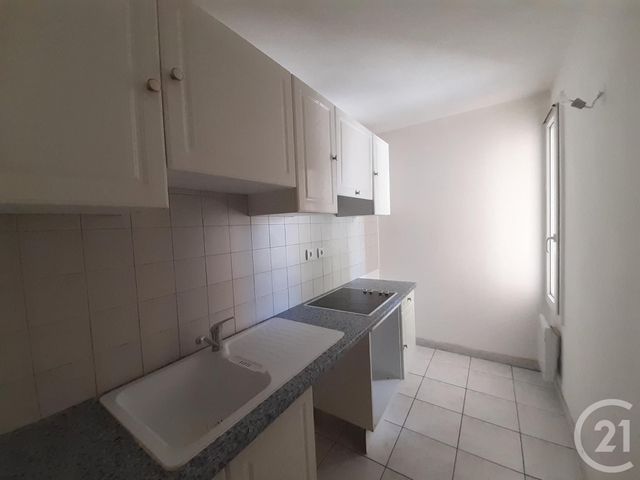 Appartement F2 à louer - 2 pièces - 45.19 m2 - CASTRES - 81 - MIDI-PYRENEES - Century 21 C.G.I. Appartement F2 à louer - 2 pièces - 45.19 m2 - CASTRES - 81 - MIDI-PYRENEES - Century 21 C.G.I.