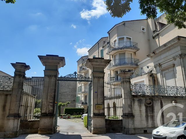 Appartement F2 à louer - 2 pièces - 45.19 m2 - CASTRES - 81 - MIDI-PYRENEES - Century 21 C.G.I. Appartement F2 à louer - 2 pièces - 45.19 m2 - CASTRES - 81 - MIDI-PYRENEES - Century 21 C.G.I.
