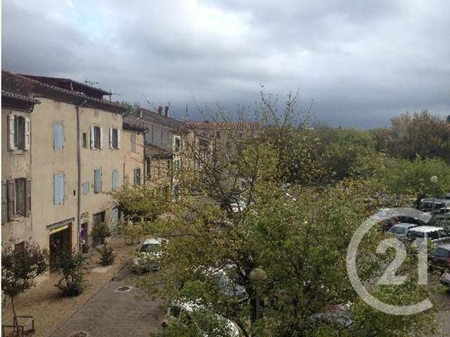 Appartement F2 à louer - 2 pièces - 42.0 m2 - CASTRES - 81 - MIDI-PYRENEES - Century 21 C.G.I. Appartement F2 à louer - 2 pièces - 42.0 m2 - CASTRES - 81 - MIDI-PYRENEES - Century 21 C.G.I.