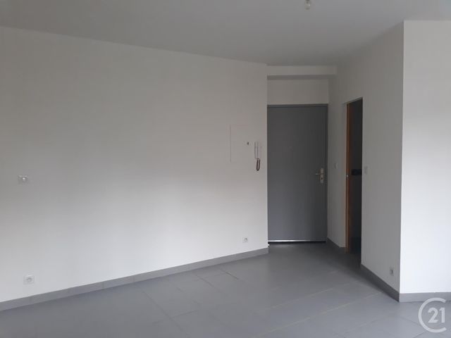Afficher la photo en grand Studio à louer - 1 pièce - 22.71 m2 - CASTRES - 81 - MIDI-PYRENEES - Century 21 C.G.I.