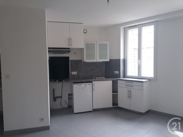 Afficher la photo en grand Studio à louer - 1 pièce - 22.71 m2 - CASTRES - 81 - MIDI-PYRENEES - Century 21 C.G.I.